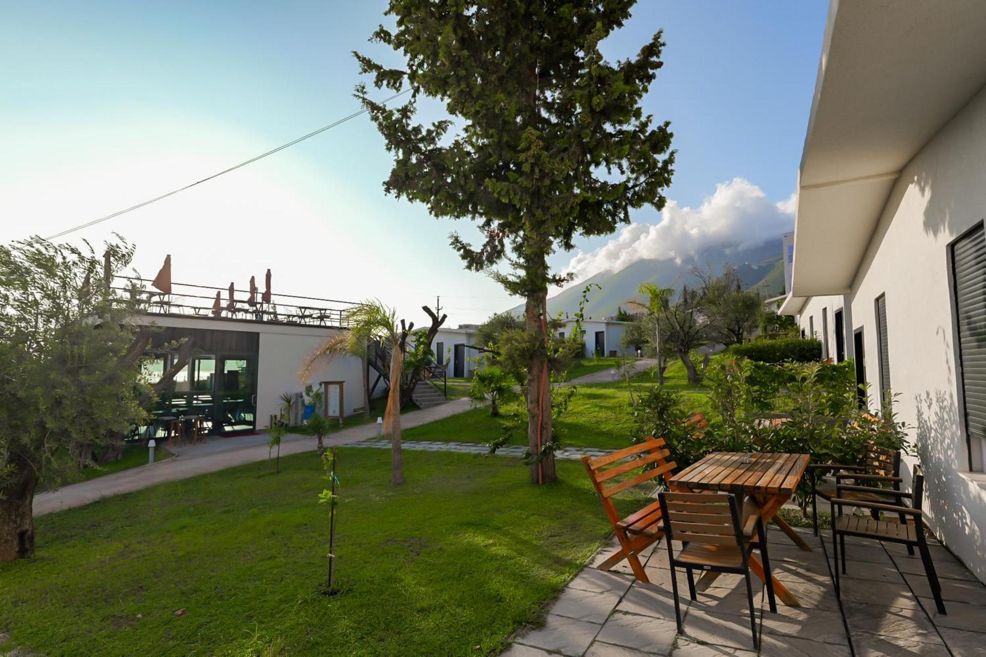 Domi Beach Valley Dhërmi エクステリア 写真