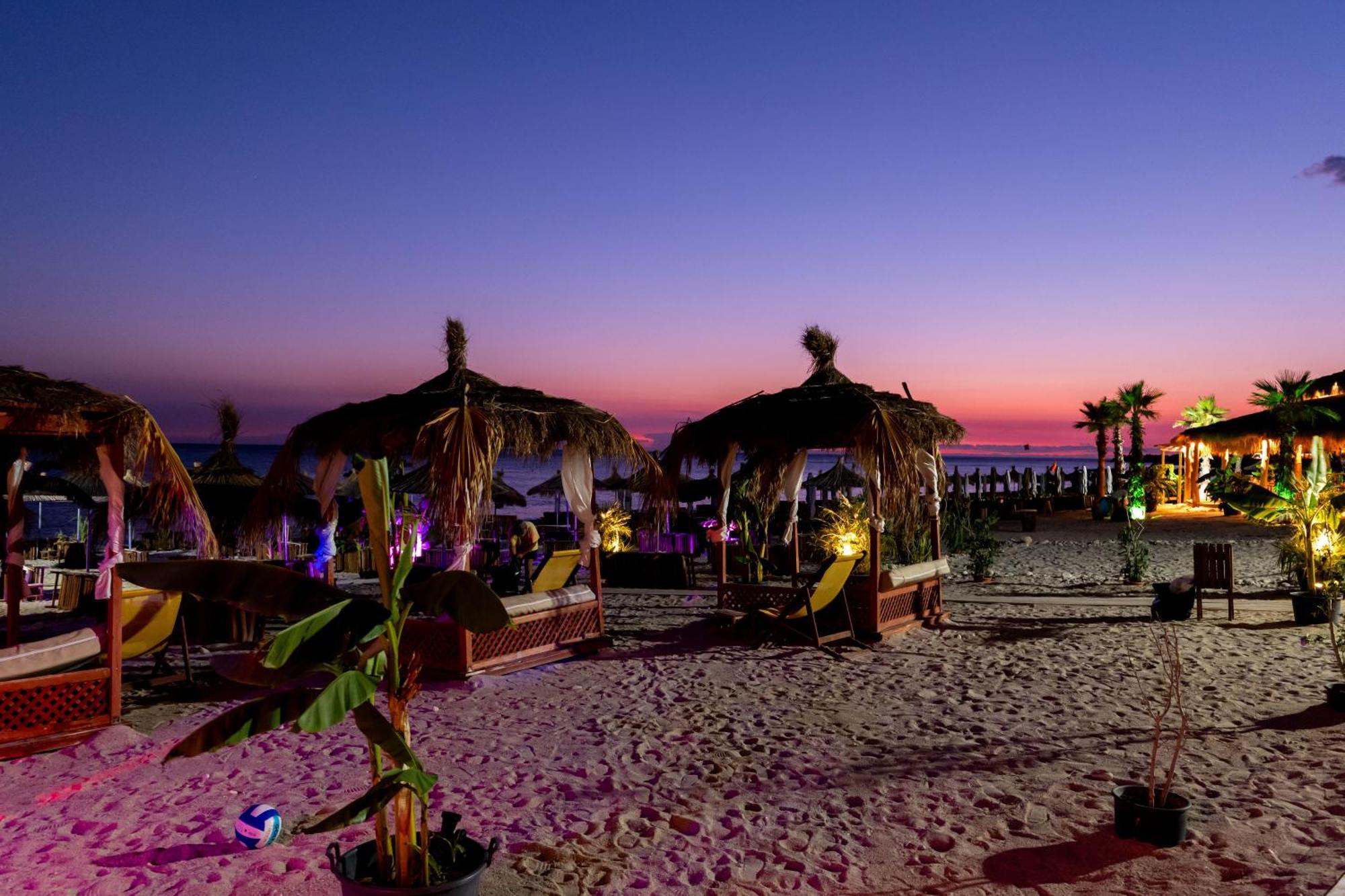 Domi Beach Valley Dhërmi エクステリア 写真