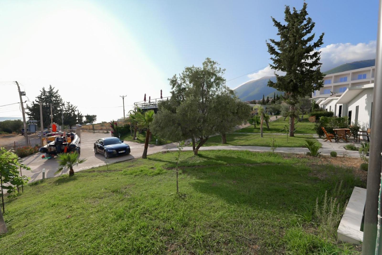 Domi Beach Valley Dhërmi エクステリア 写真